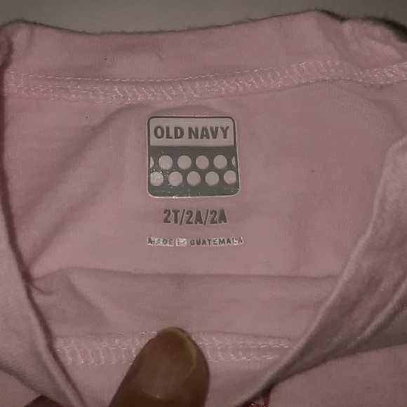 Toddler girl's 2-tops Bundle - Picture 5 of 6